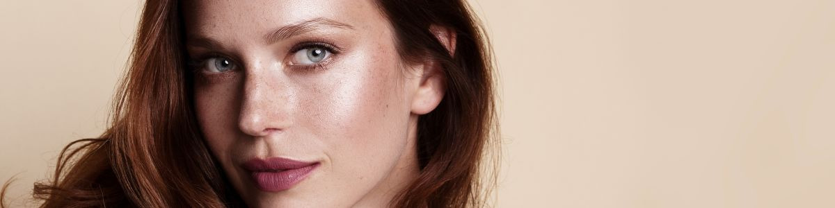 Chute de cheveux saisonnière : nos conseils et astuces pour y remédier